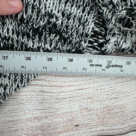 Moth Anthropologie Cable Knit Oversized Boxy Sweater Womens Medium Black White - Picture 6 of 7